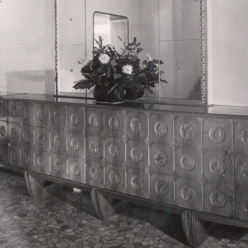 CREDENZA - 1943