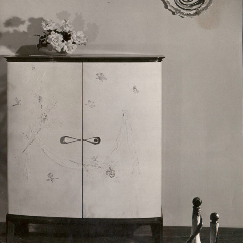 CREDENZA - 1952