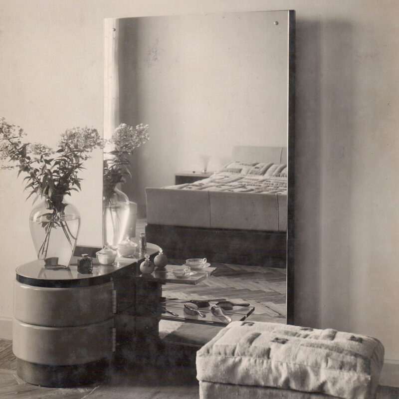 TOILETTE - 1934